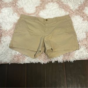 Old Navy Khaki Shorts Women Size 14